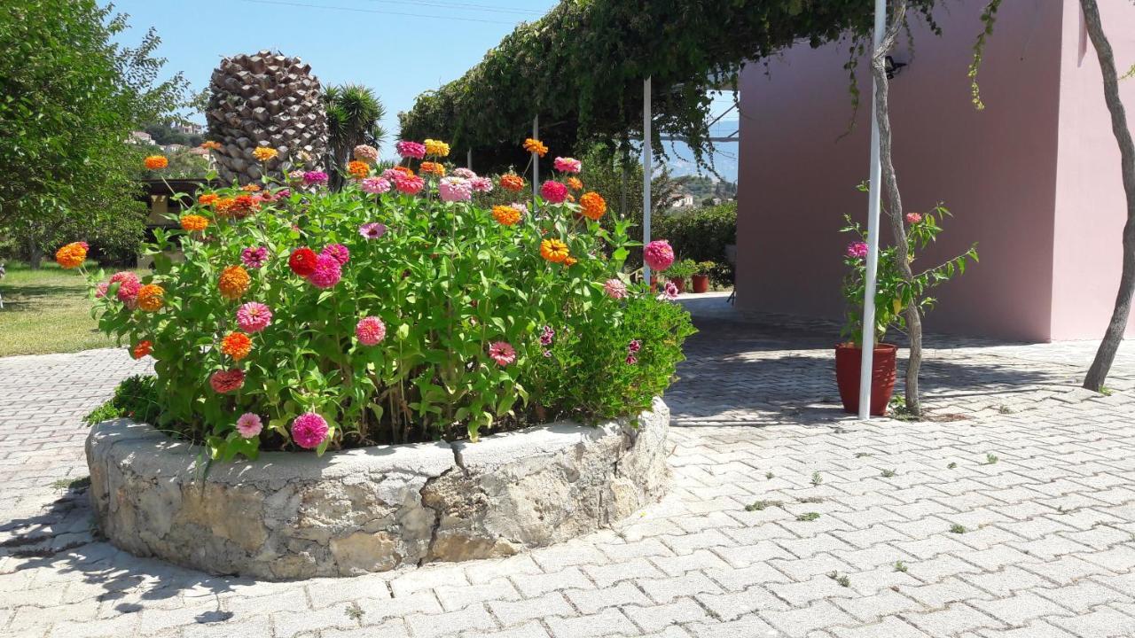 Jerry Apartments Svoronata Exterior foto